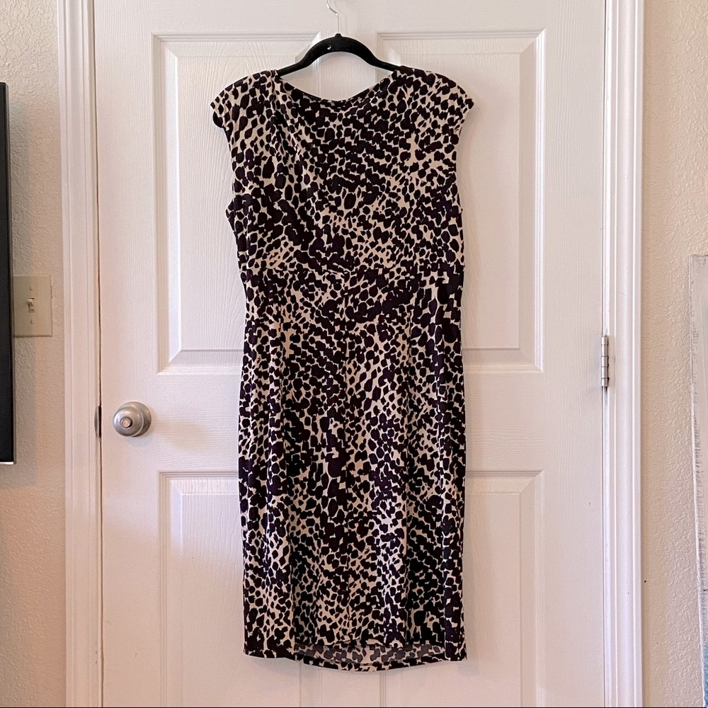 Size 16 Leota Brown Animal-Print Cap-Sleeve Sheath Dress - Picture 2 of 3